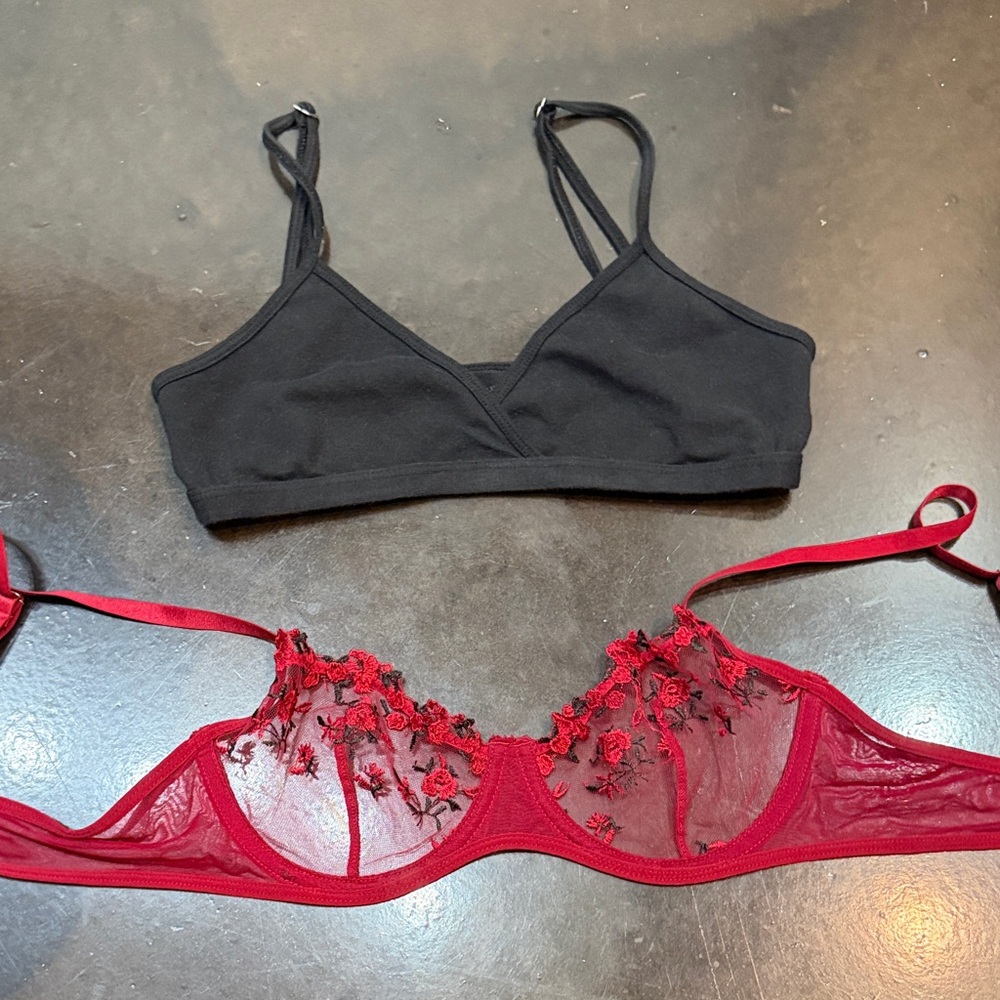 Elegant Black and Red Lace Bralette Set